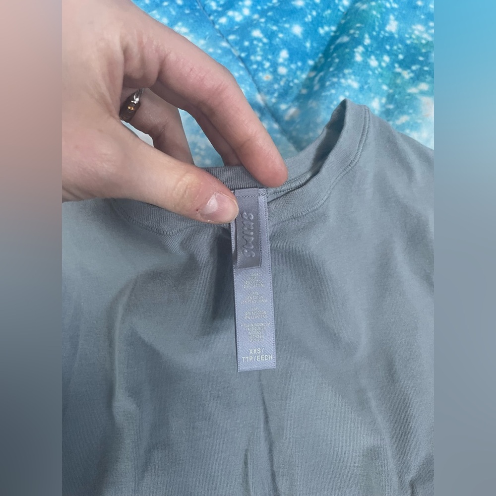 SKIMS Jersey Cotton Long Sleeve Women's T-Shirt in Pacific 🌊 - Picture 4 of 4